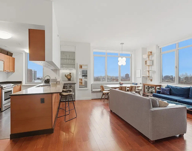 1485 5th Avenue - Photo Thumbnail 1