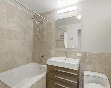 1485 5th Avenue - Photo Thumbnail 8