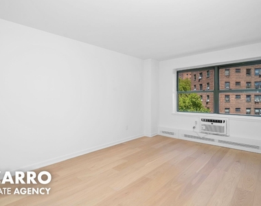1330 Fifth Avenue - Photo Thumbnail 7