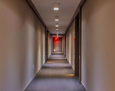 1330 Fifth Avenue - Photo Thumbnail 11