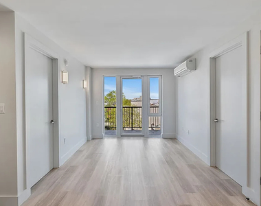 2605 Snyder Ave 11226 - Photo Thumbnail 11