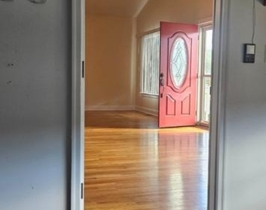 147 Settlers Way - Photo Thumbnail 35