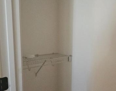 147 Settlers Way - Photo Thumbnail 18