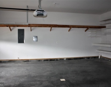 147 Settlers Way - Photo Thumbnail 43