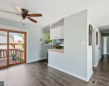 5625 Roundtree Drive - Photo Thumbnail 12