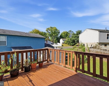 5625 Roundtree Drive - Photo Thumbnail 30