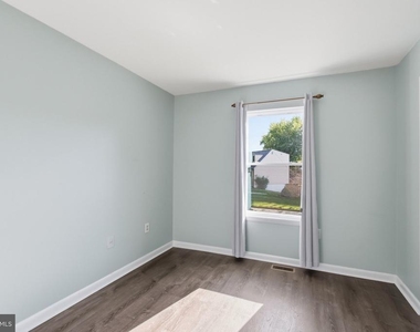 5625 Roundtree Drive - Photo Thumbnail 19