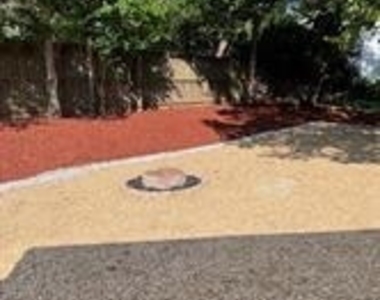 902 W Poplar Road - Photo Thumbnail 34