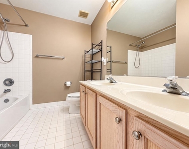 42688 Rolling Rock Square - Photo Thumbnail 21