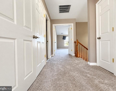 42688 Rolling Rock Square - Photo Thumbnail 22