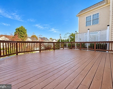 42688 Rolling Rock Square - Photo Thumbnail 14