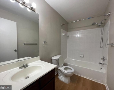42301 Onyx Terrace - Photo Thumbnail 22
