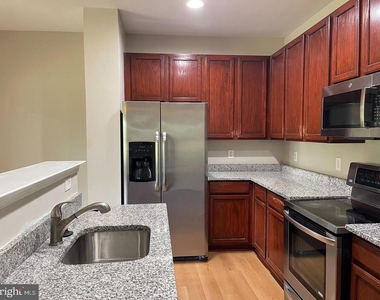 42301 Onyx Terrace - Photo Thumbnail 6