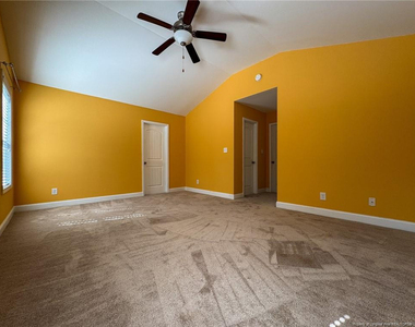 2215 Lakedale Drive - Photo Thumbnail 12