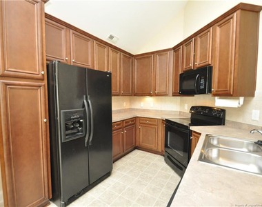 409 Braxman Lane - Photo Thumbnail 6