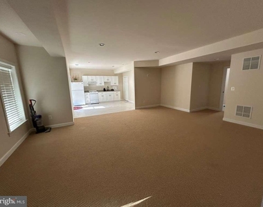44377 Stone Roses Circle - Photo Thumbnail 7