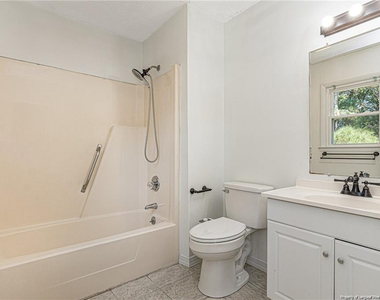 1120 Leslie Drive - Photo Thumbnail 10