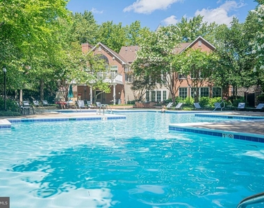 1504 Lincoln Way - Photo Thumbnail 24
