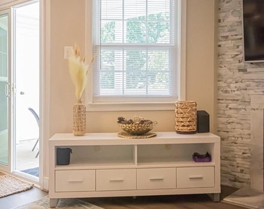 1504 Lincoln Way - Photo Thumbnail 19