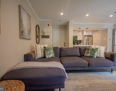 1504 Lincoln Way - Photo Thumbnail 4