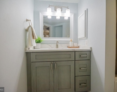 1504 Lincoln Way - Photo Thumbnail 12