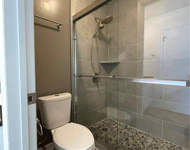 6383 Hawfield Drive - Photo Thumbnail 18