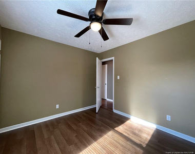 6383 Hawfield Drive - Photo Thumbnail 11