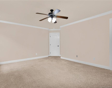 7260 Sandcastle Lane - Photo Thumbnail 13