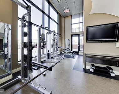 2451 Midtown Avenue - Photo Thumbnail 22