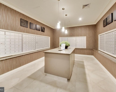 2451 Midtown Avenue - Photo Thumbnail 17