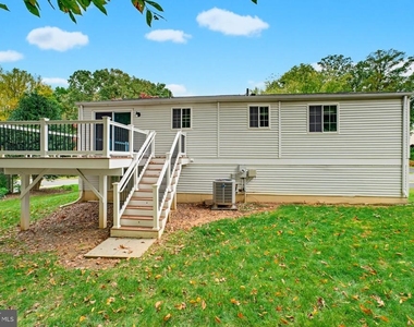 5906 Oak Leather Drive - Photo Thumbnail 34