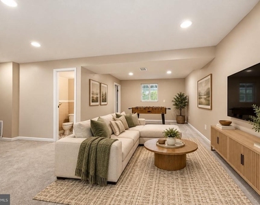 5906 Oak Leather Drive - Photo Thumbnail 22