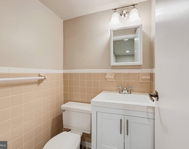 5906 Oak Leather Drive - Photo Thumbnail 27