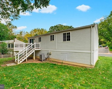 5906 Oak Leather Drive - Photo Thumbnail 33