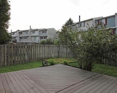 12111 Purple Sage Court - Photo Thumbnail 24