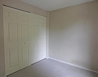 12111 Purple Sage Court - Photo Thumbnail 11