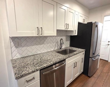 3334 Spring Lane - Photo Thumbnail 8
