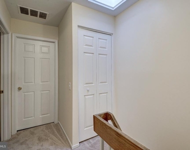 1502 Farsta Court - Photo Thumbnail 34