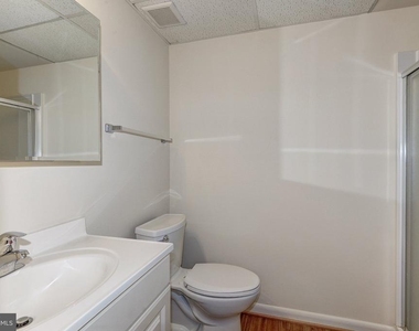 1502 Farsta Court - Photo Thumbnail 52