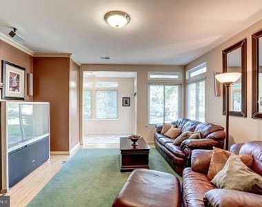 12232 Fort Buffalo Circle - Photo Thumbnail 5