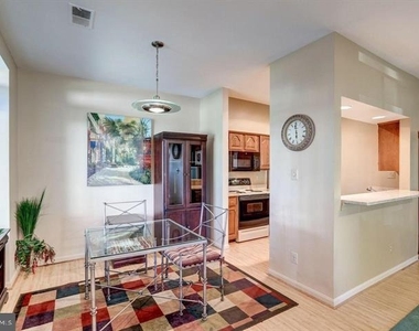 12232 Fort Buffalo Circle - Photo Thumbnail 10