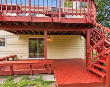12802 Melvue Court - Photo Thumbnail 30