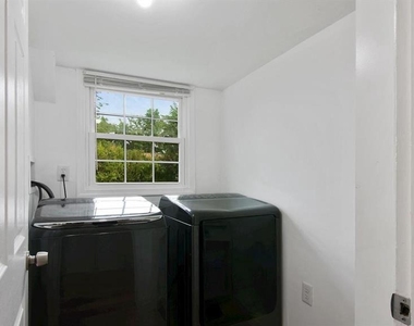 12802 Melvue Court - Photo Thumbnail 27