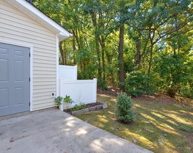 2512 Bryarton Village Way - Photo Thumbnail 31