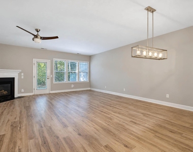2512 Bryarton Village Way - Photo Thumbnail 12