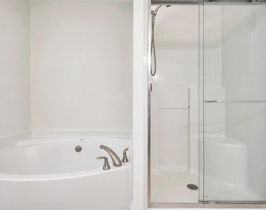 2512 Bryarton Village Way - Photo Thumbnail 21