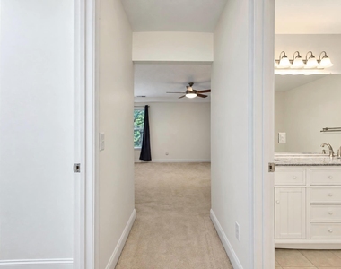 2512 Bryarton Village Way - Photo Thumbnail 18