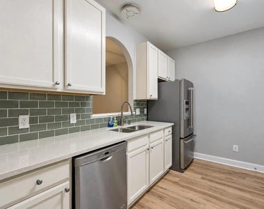 2512 Bryarton Village Way - Photo Thumbnail 7