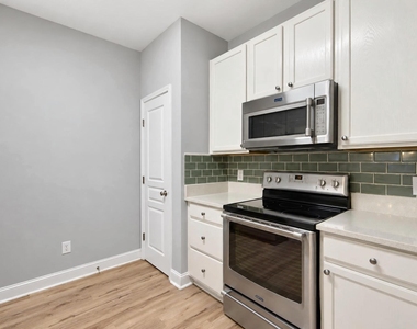 2512 Bryarton Village Way - Photo Thumbnail 8