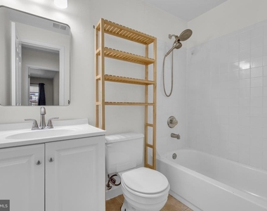 4637 Luxberry Drive - Photo Thumbnail 34